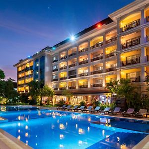 Hotel Somadevi Angkor Resort y Spa